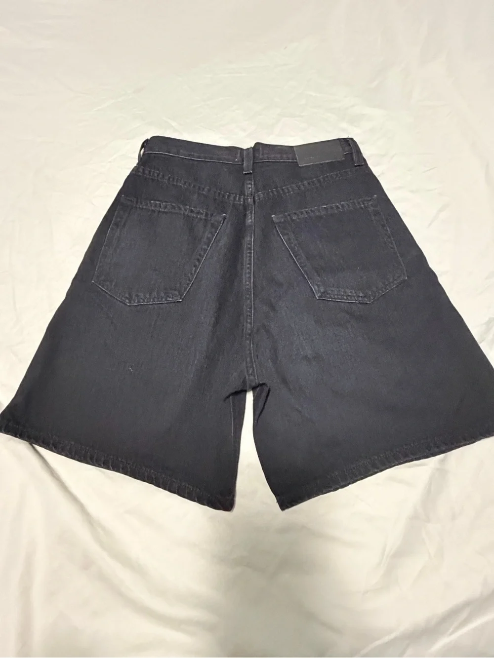 Anthropologie Citizens of Humanity Maritzy black pleated denim long shorts 23 - Picture 7 of 11
